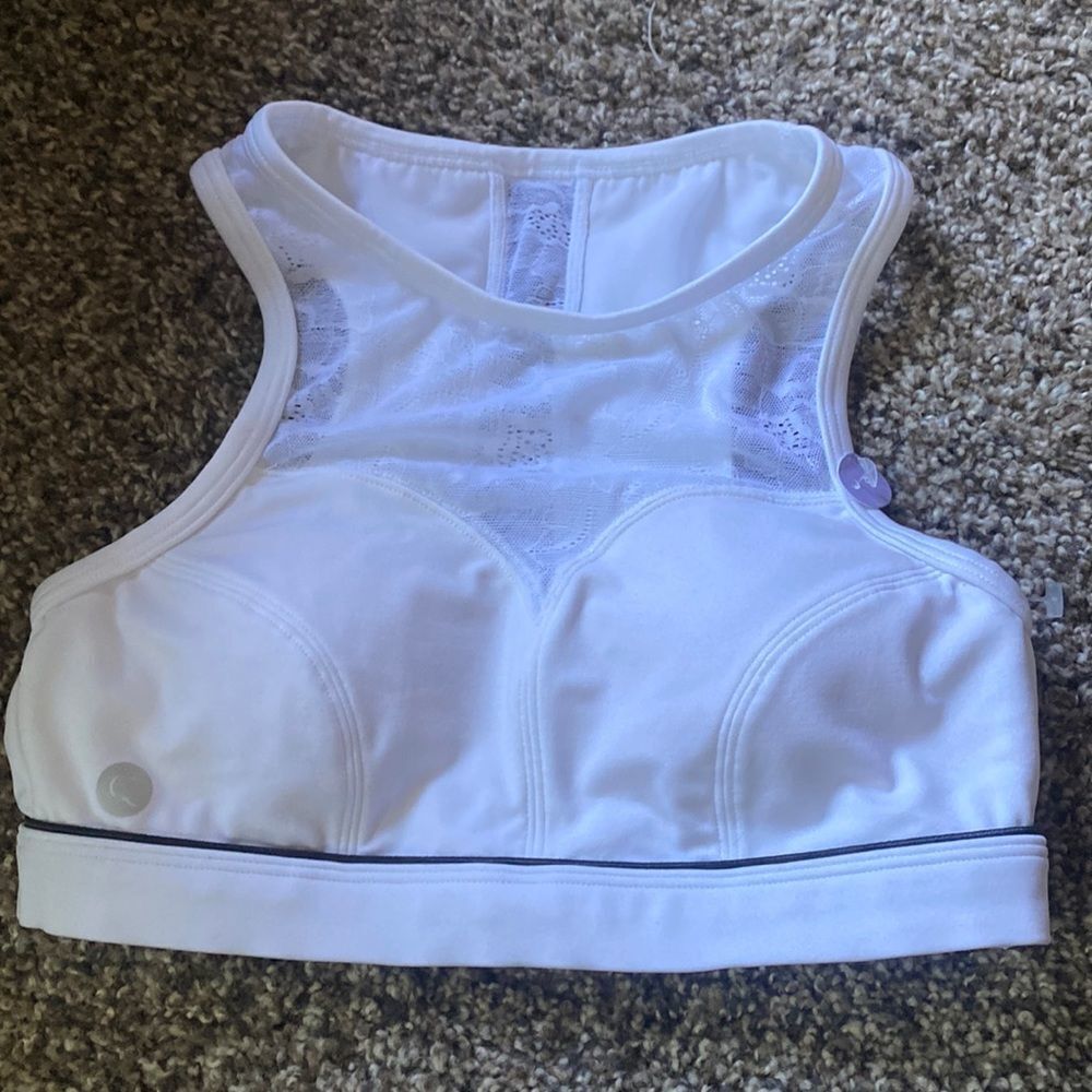 New Cacique Sports Bra XS low impact no wire white 0